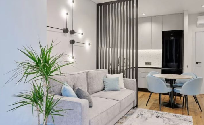 Интерьер квартиры с зонированием 