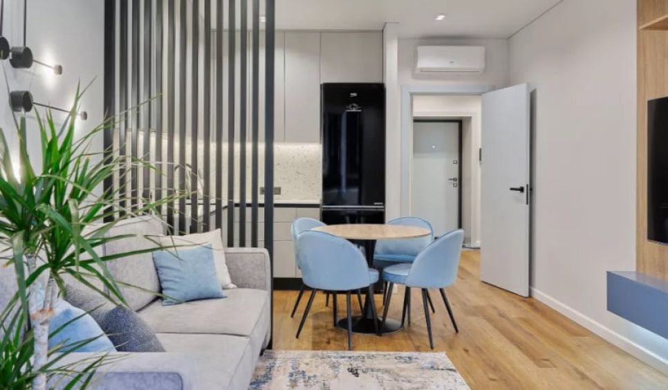 Интерьер квартиры с зонированием 