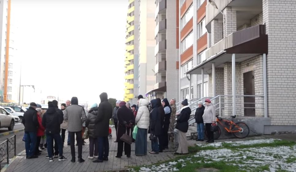 Жители квартала 2000 против 17-этажки 