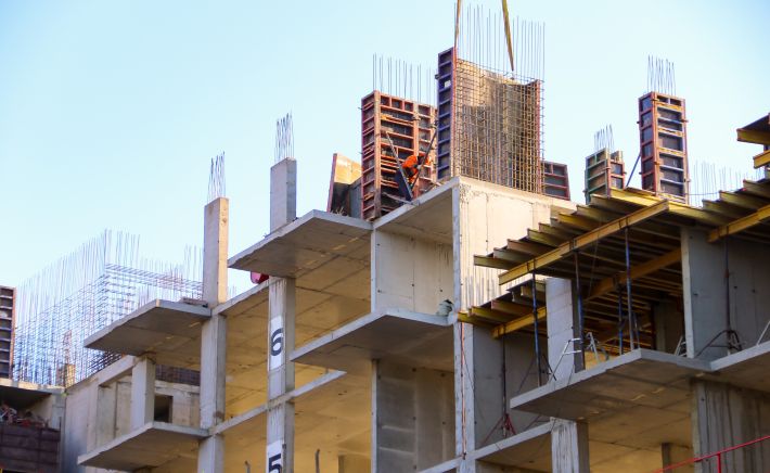 Новостройка