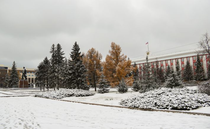 Барнаул. Здание правительства Алтайского края