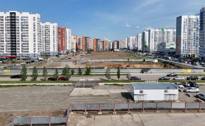 Строительная площадка на пр. Северном Власихинском, 118 
