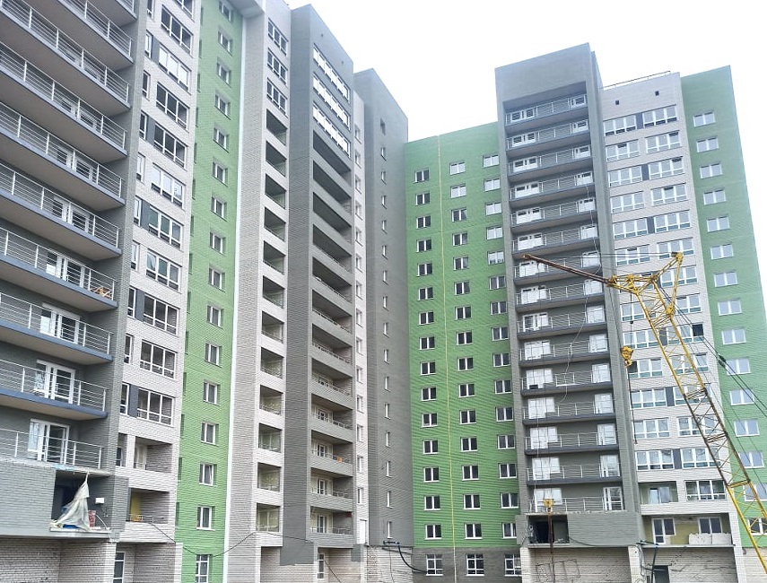 Дольщики трех жилых высоток в Барнауле несколько лет остаются без квартир