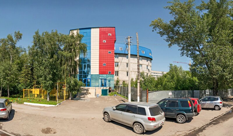 У скандально известного здания-уродца в Барнауле появился новый собственник