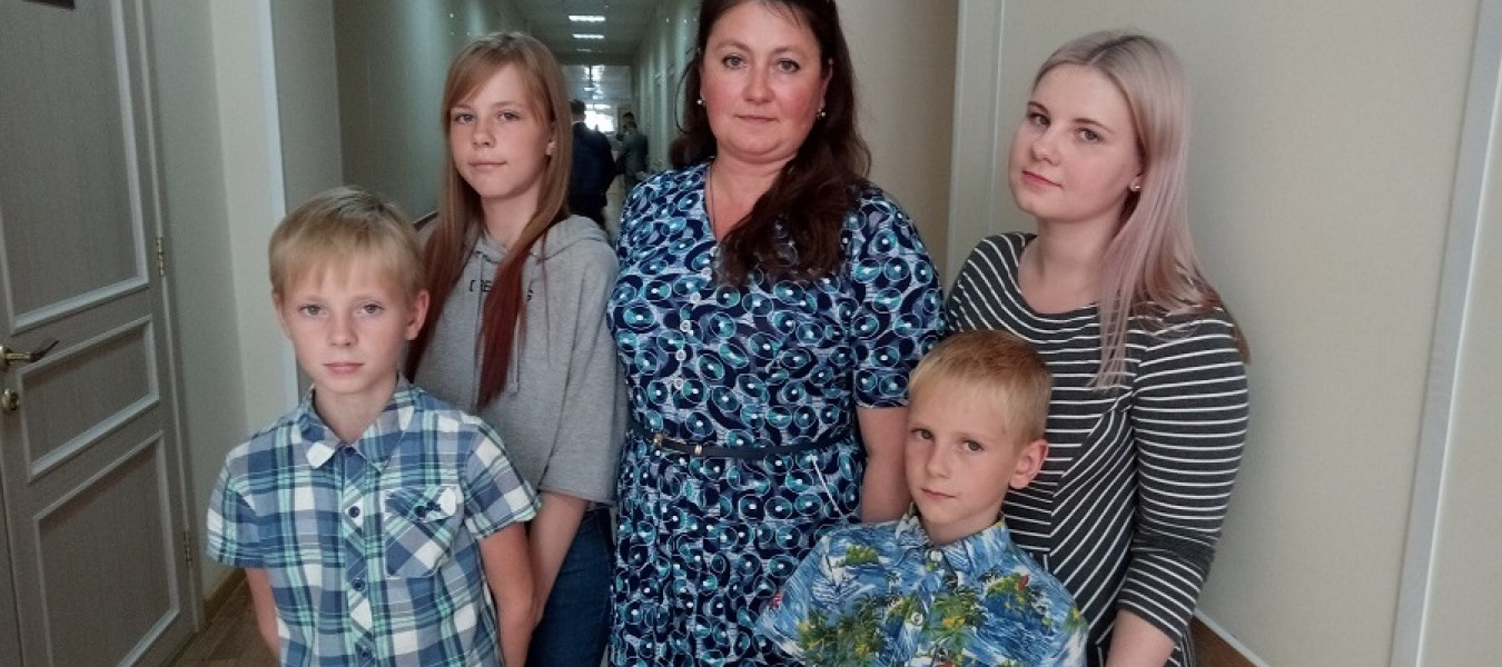 Многодетная мать отсудила свою незаконно проданную квартиру в Барнауле