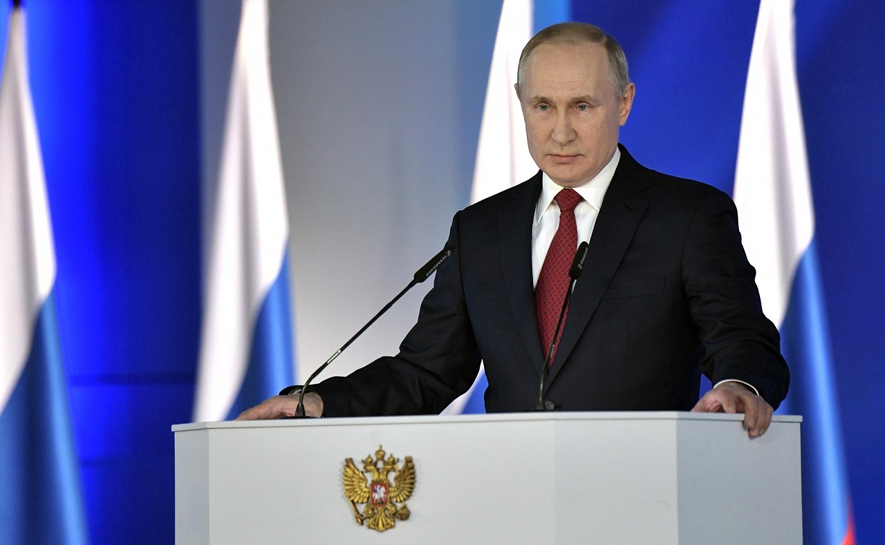 Маткапитал за первенца и отставка правительства: Путин шокировал страну посланием