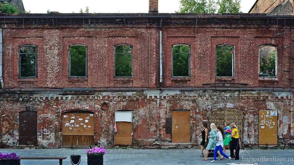 Старинный купеческий особняк в Барнауле приобрел известный застройщик