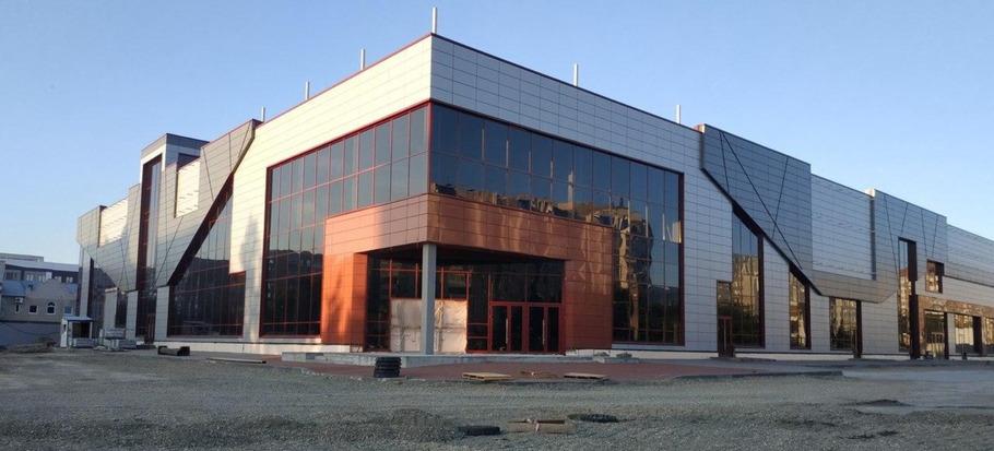 В недостроенном торговом центре в Барнауле развернут ковидный госпиталь