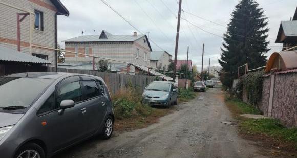 Жителей еще одного микрорайона в Барнауле заставляют сносить дома