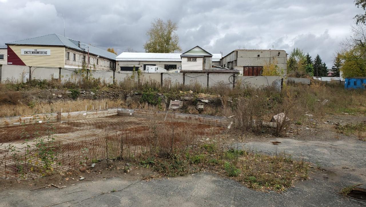 Продажи квартир остановлены в еще одной проблемной новостройке Барнаула