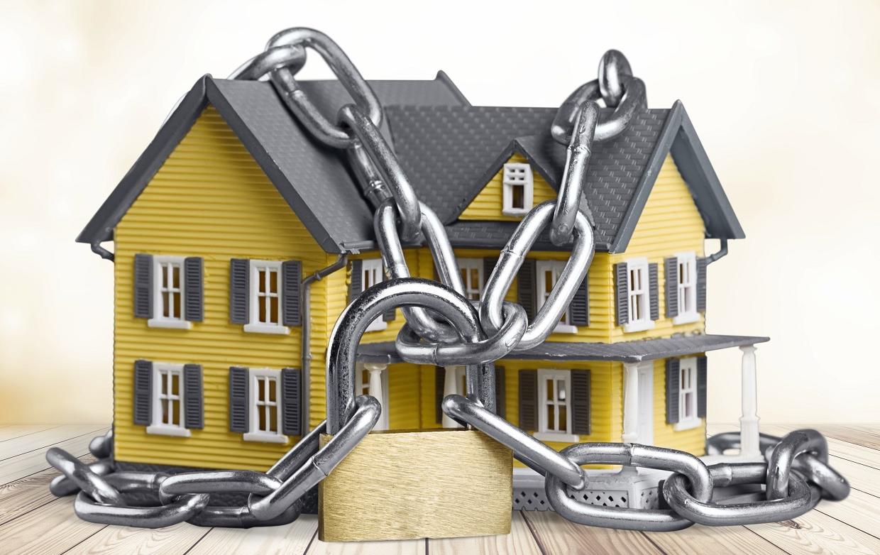 Россияне, погасившие ипотеку, не могут вывести недвижимость из-под залога