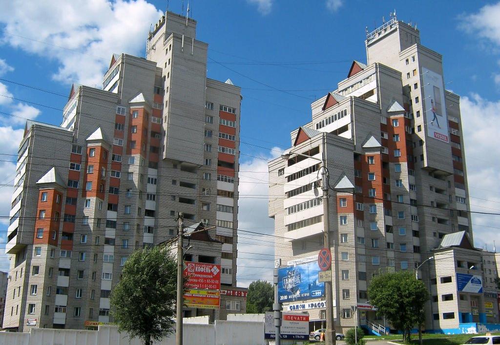 Жилые высотки в Барнауле попали в рейтинг самых уродливых зданий в России