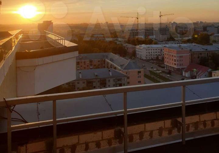 Офис с террасой на крыше элитной новостройки сдают в аренду в Барнауле