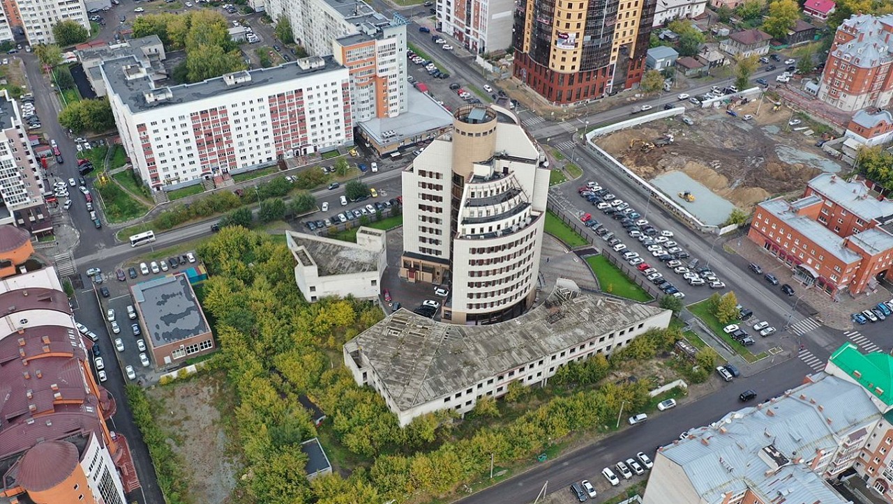 На месте недостроя у налоговой в Барнауле появится 4-этажка