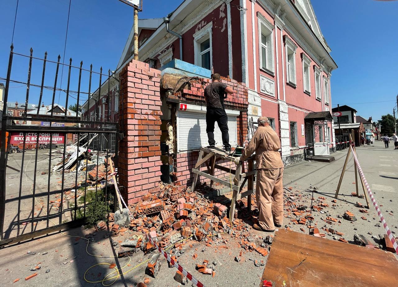 Какое здание-памятник отремонтируют в Барнауле