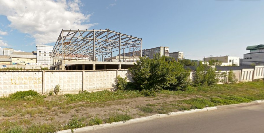 В Бийске ищут арендаторов в новый торговый центр-долгострой