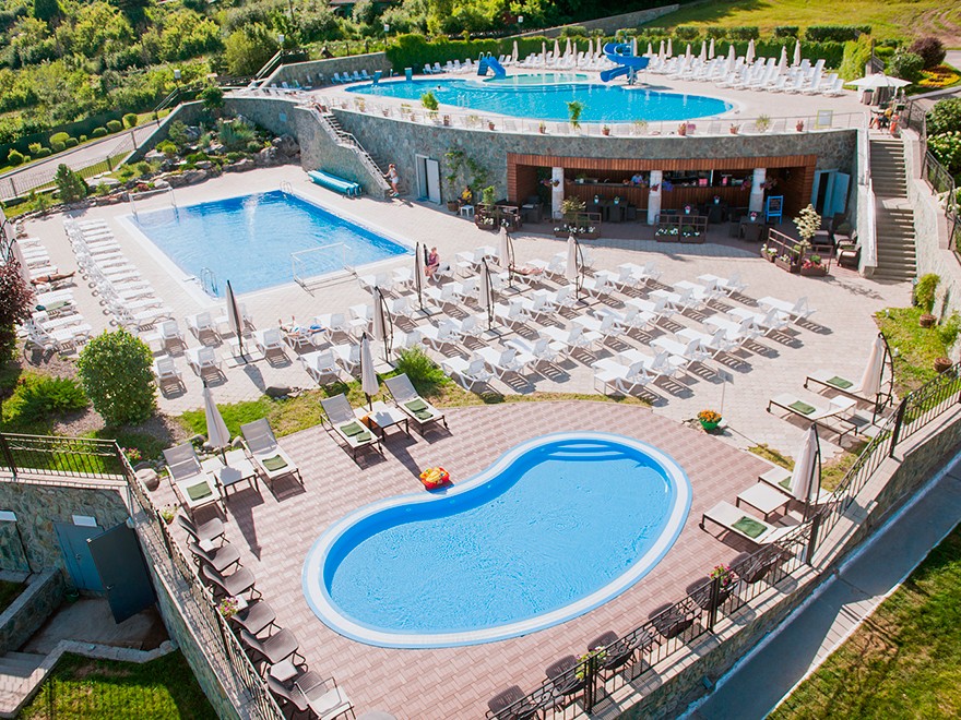 Квартал с высотками, бассейном и парком проектируют в Барнауле
