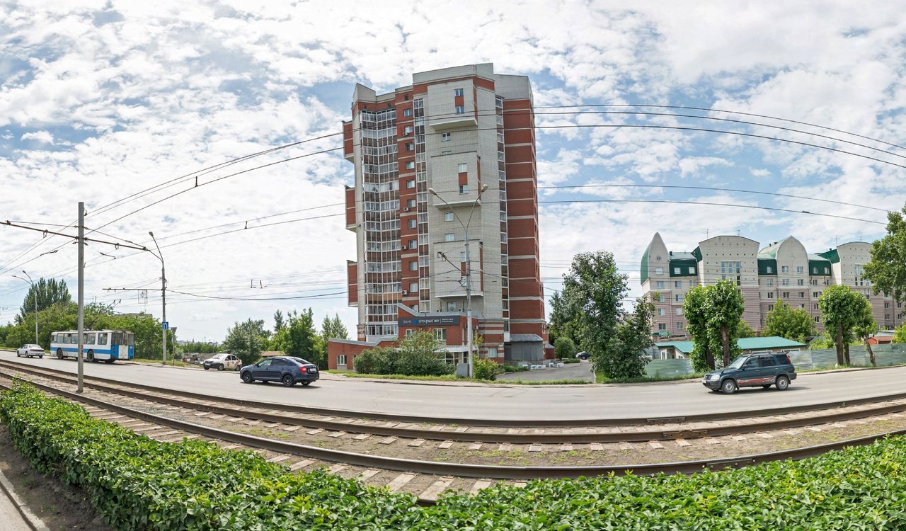 Землю со зданиями рядом с Домом быта в Барнауле продадут на торгах