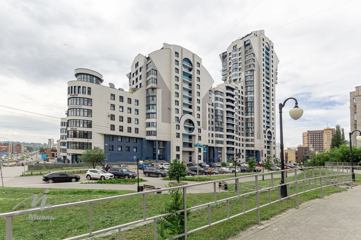 ул. Папанинцев, 111