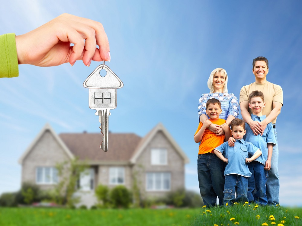 200 алтайских семей с детьми получили ипотеку под рекордно низкие ставки