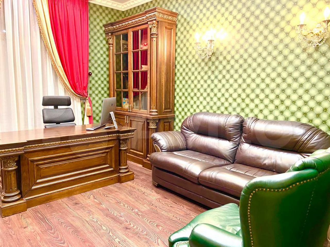 Самый дорогой особняк в Барнауле выставили на продажу за 150 млн рублей