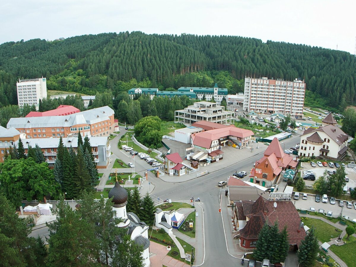 Алтайские муниципалитеты отчитываются о реализации программ по ФЗ №185